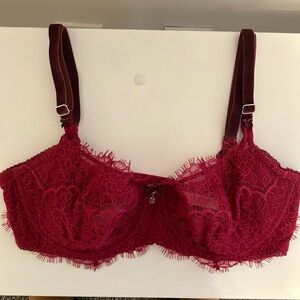 NWOT Victoria's Secret Dark Red Dream Angels Pushup With No Padding Bra 34D